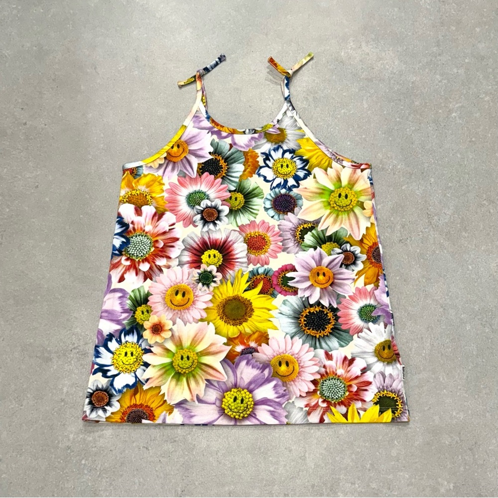 NWT MOLO Reba smiley flower tank top